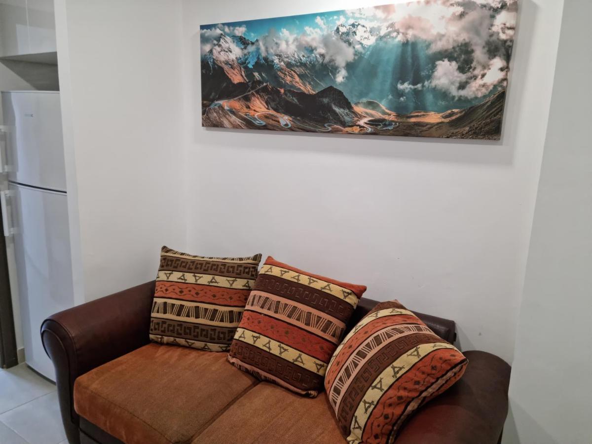 Appartement Timpuri Noi Studio à Bucarest Extérieur photo